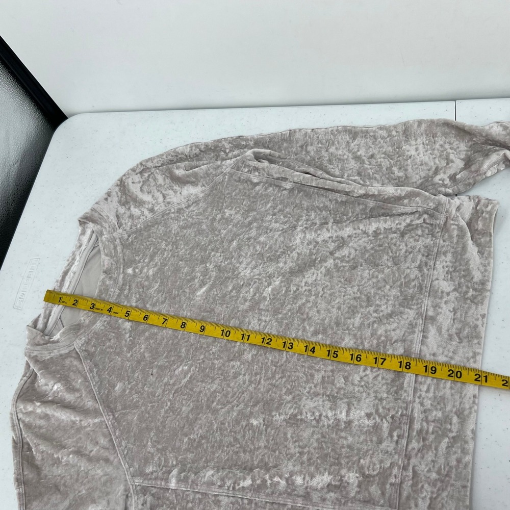 Lululemon Warm Down Size 4 Crewneck Sweatshirt Gray Crushed Velvet Pullover - Picture 5 of 7